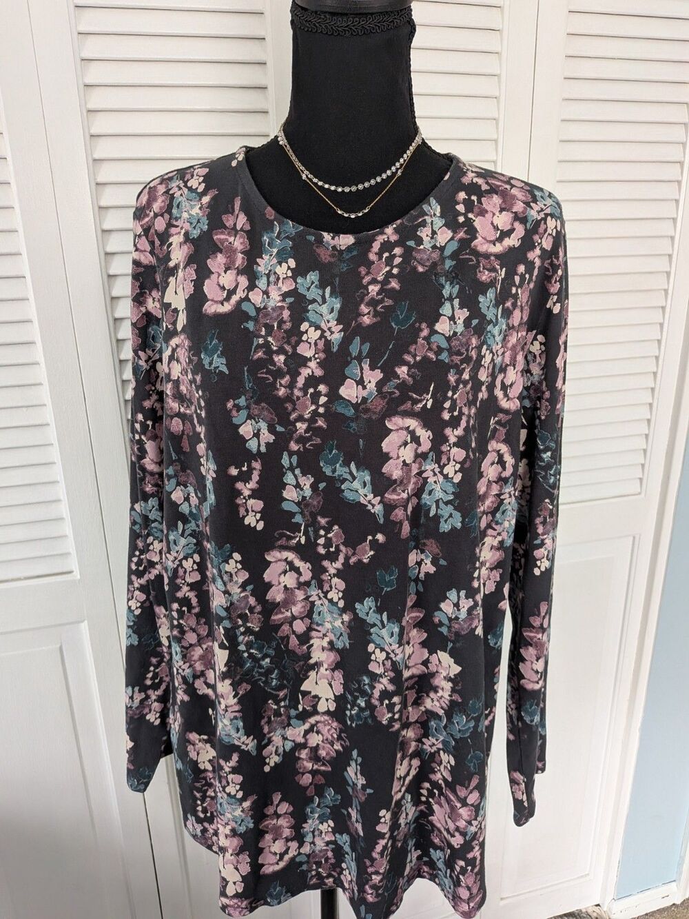 Purejill J Jill Top Womens L Grey Rose Pima Cotton Shirttail Pullover Floral Tee